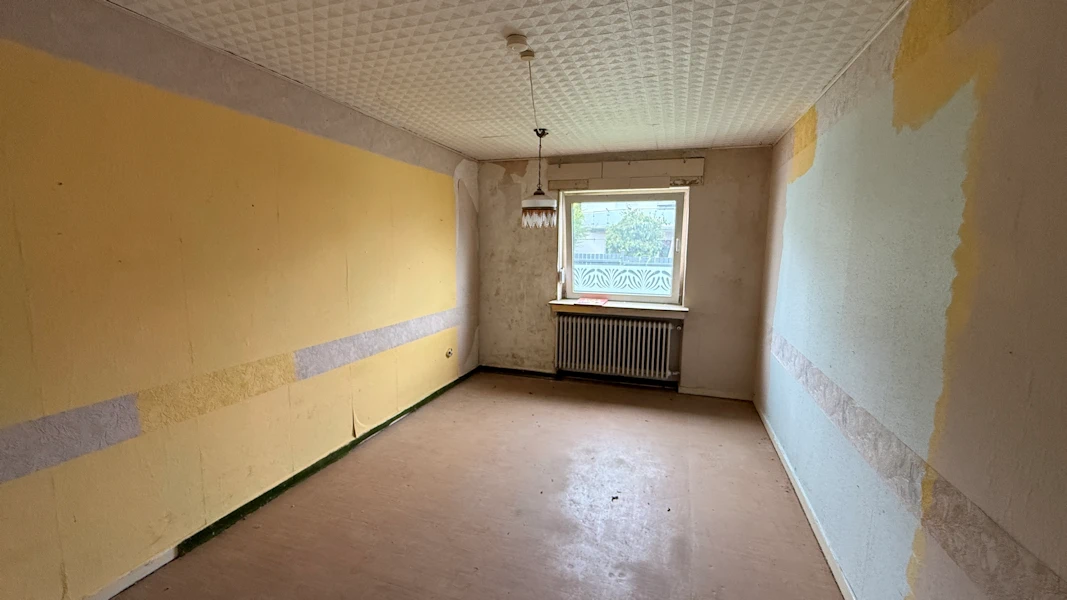 Reihenendhaus kaufen Osnabrück Schinkel – KÄUFERPROVISIONSFREI mit Garage, Keller und großem Sanierungspotenzial. Reihenendhaus kaufen Osnabrück Schinkel – KÄUFERPROVISIONSFREI mit Garage, Keller und großem Sanierungspotenzial.