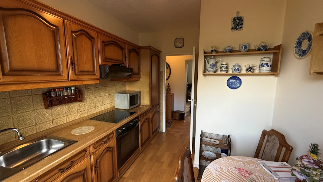 3 Zimmer Wohnung Osnabrück kaufen: 66 m², Balkon, vermietet, 99.000 €, KÄUFERPROVISIONSFREI in Schinkel. 3 Zimmer Wohnung Osnabrück kaufen: 66 m², Balkon, vermietet, 99.000 €, KÄUFERPROVISIONSFREI in Schinkel.