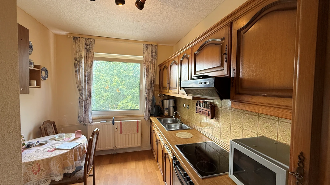 3 Zimmer Wohnung Osnabrück kaufen: 66 m², Balkon, vermietet, 99.000 €, KÄUFERPROVISIONSFREI in Schinkel. 3 Zimmer Wohnung Osnabrück kaufen: 66 m², Balkon, vermietet, 99.000 €, KÄUFERPROVISIONSFREI in Schinkel.