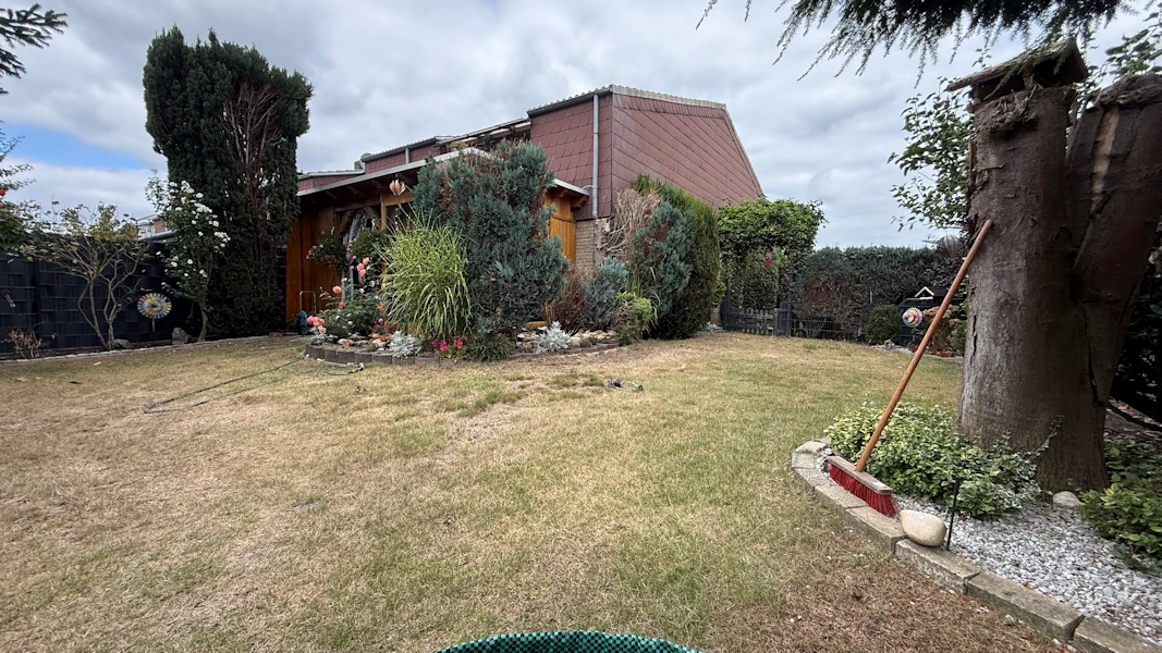 Immobilie kaufen Hollage: 4 Zimmer, 114 m², Garten, Wintergarten & Garage. KÄUFERPROVISIONSFREI. Immobilie kaufen Hollage: 4 Zimmer, 114 m², Garten, Wintergarten & Garage. KÄUFERPROVISIONSFREI.
