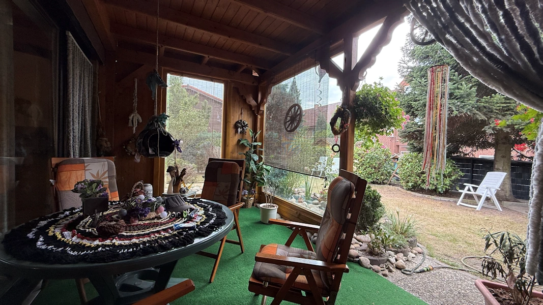 Immobilie kaufen Hollage: 4 Zimmer, 114 m², Garten, Wintergarten & Garage. KÄUFERPROVISIONSFREI. Immobilie kaufen Hollage: 4 Zimmer, 114 m², Garten, Wintergarten & Garage. KÄUFERPROVISIONSFREI.