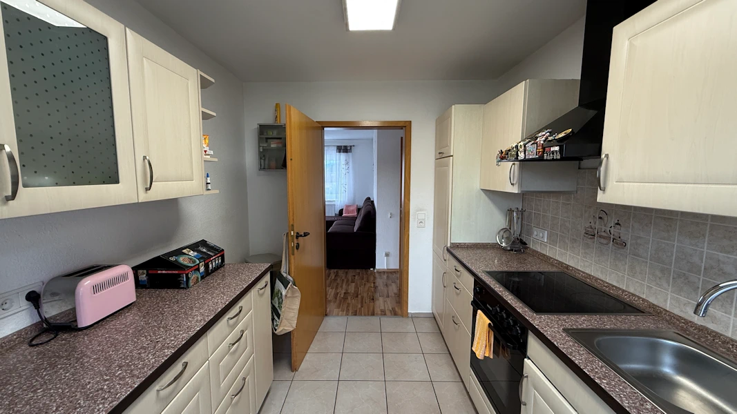 Wohnung kaufen Haßloch: 110 m², Balkon, 2 Stellplätze und KÄUFERPROVISIONSFREI für 329.000 €. Wohnung kaufen Haßloch: 110 m², Balkon, 2 Stellplätze und KÄUFERPROVISIONSFREI für 329.000 €.